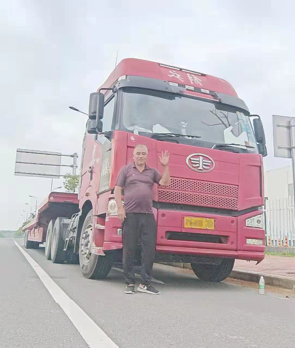 长大后我就成了你:父子档货车司机采访纪实